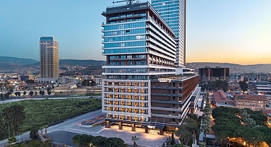191 odalı Hilton oteli kapılarını açtı