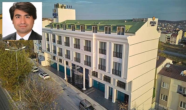 Açıldığı günden bu yana operasyon müdürlüğünü yaptığı Wyndham otelinden ayrıldı