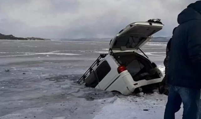 Buz kırıldı... Araçtaki 8 turist hayatını kaybetti