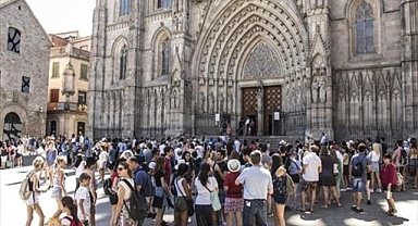 İspanya'da turist vergisi artırıldı