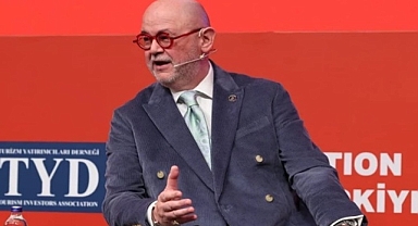 Manikis: Artık genel müdürlerin yüzde 50'si Türk, Asyalı ya da Hintli!