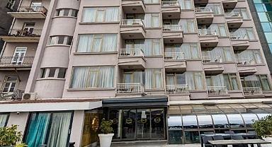 Otelin mutfağını poşet poşet boşaltmış... Savunması pes dedirtti!