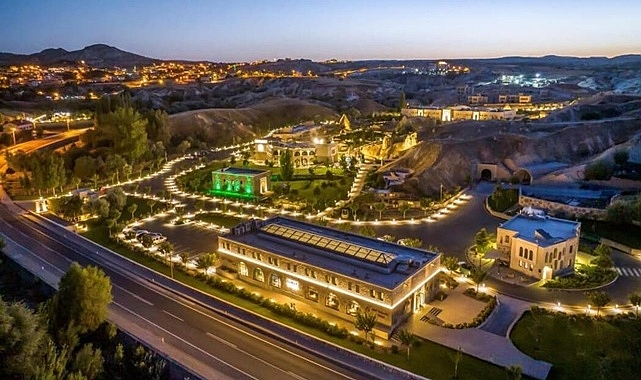 Ünlü otelden mesaj: 15 Mart'ta kapanıyoruz