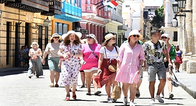 Rus turistlerin gözünden düşen 5 ülke!