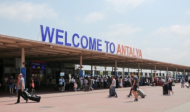 Kimse beklemiyordu: Antalya'ya 'Almanya' sürprizi!