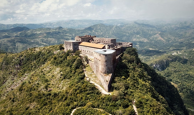 Tarihi kalede izdiham: 30 ölü, çok sayıda yaralı!