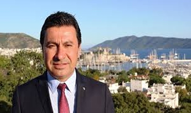 Ahmet Aras: 300 otelden sadece 2'si alabildi