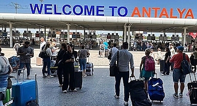 Antalya'ya 5 ayda en çok turist gönderen ülkeler!