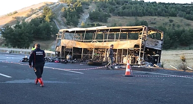 Katliam gibi kaza: 8 ölü, çok sayıda yaralı!