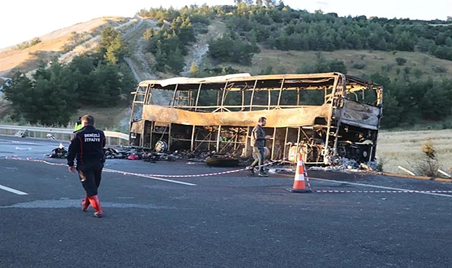 Katliam gibi kaza: 8 ölü, çok sayıda yaralı!