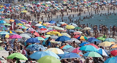 Türkiye’nin en büyük rakibi 100 milyon turiste koşuyor